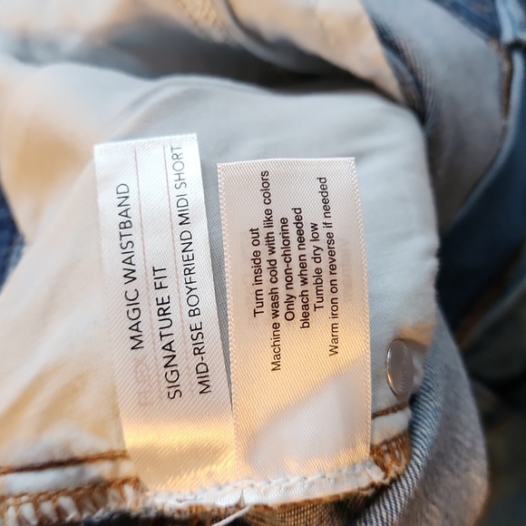 Lane Bryant Flex Magic Waistband Signiture Fit Mid-Rise Boyfriend Midi Short - Picture 7 of 9